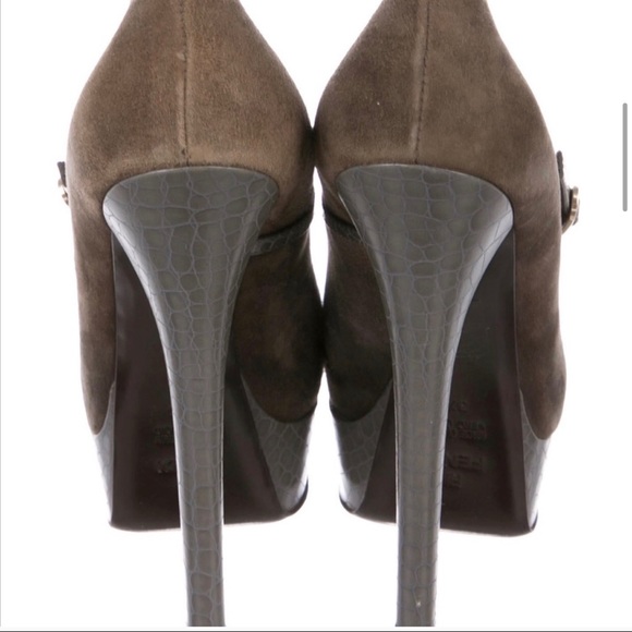 🔥Fendi Maryjane Taupe Suede Platform Heels🔥 - Picture 3 of 5